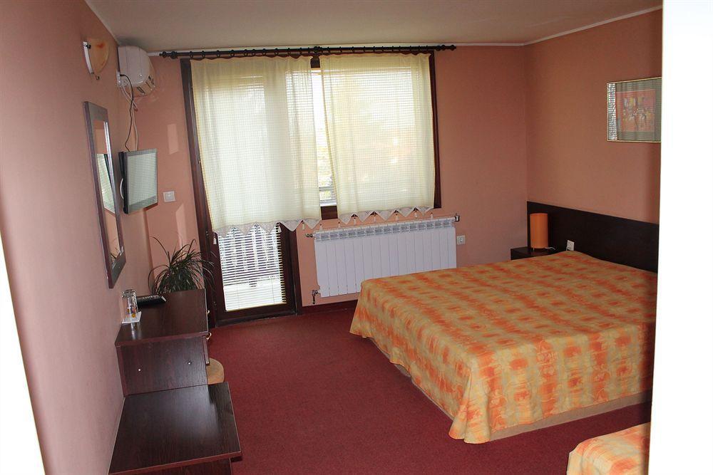 Hotel Elena Велико-Тырново Экстерьер фото