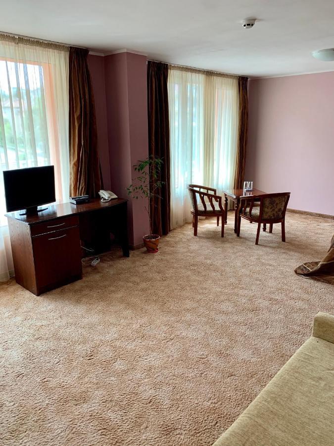 Hotel Elena Велико-Тырново Экстерьер фото